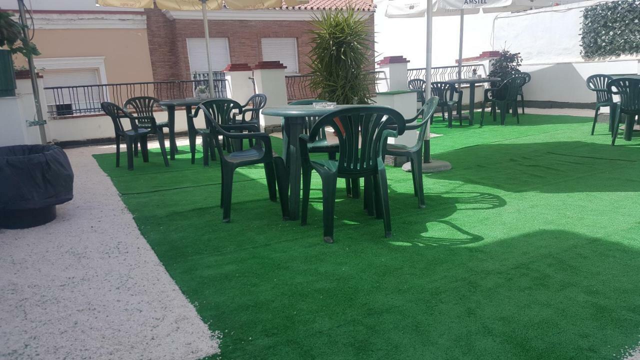 Pension Yna Holiday Málaga Eksteriør bilde